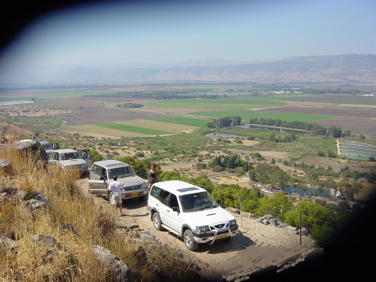 טיולי ג'יפים: צפון רמת הגולן, עין תינה לנחל שניר. Northern Golan,  Ein Tina to N