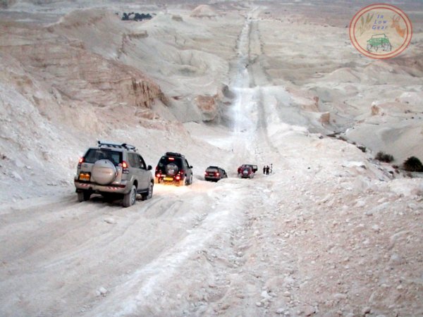 Ma'ale Zik Bik'at Tzin Negev desert jeep tours.
