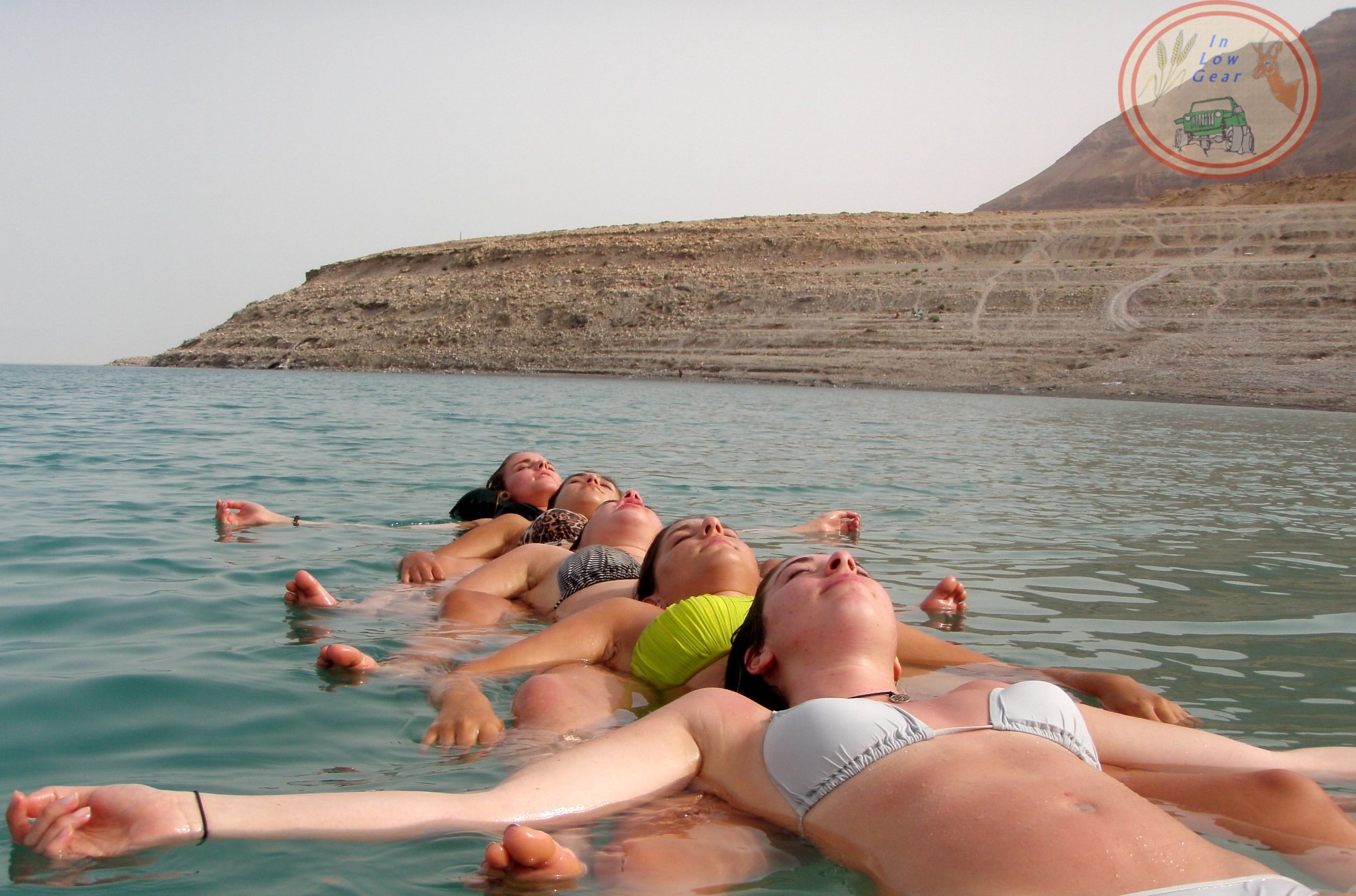 Adventure tours Dead Sea group meditation float Metzoke Dragot 