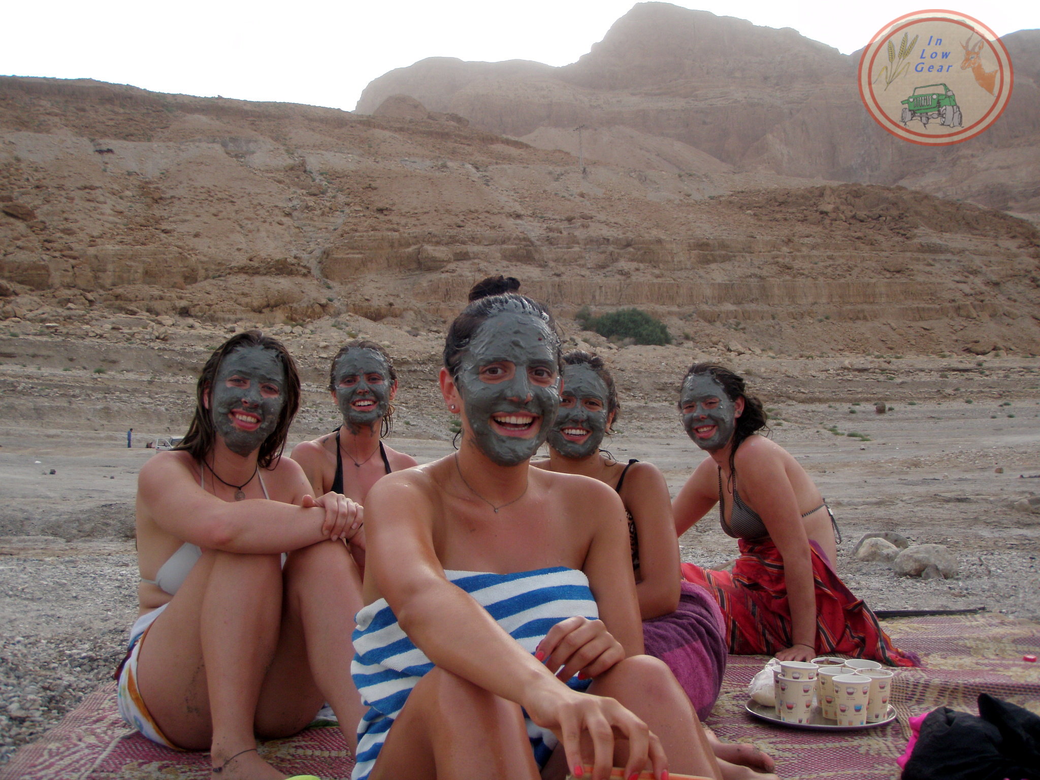Metzoke Dragot Dead Sea mud bath jeep tours.