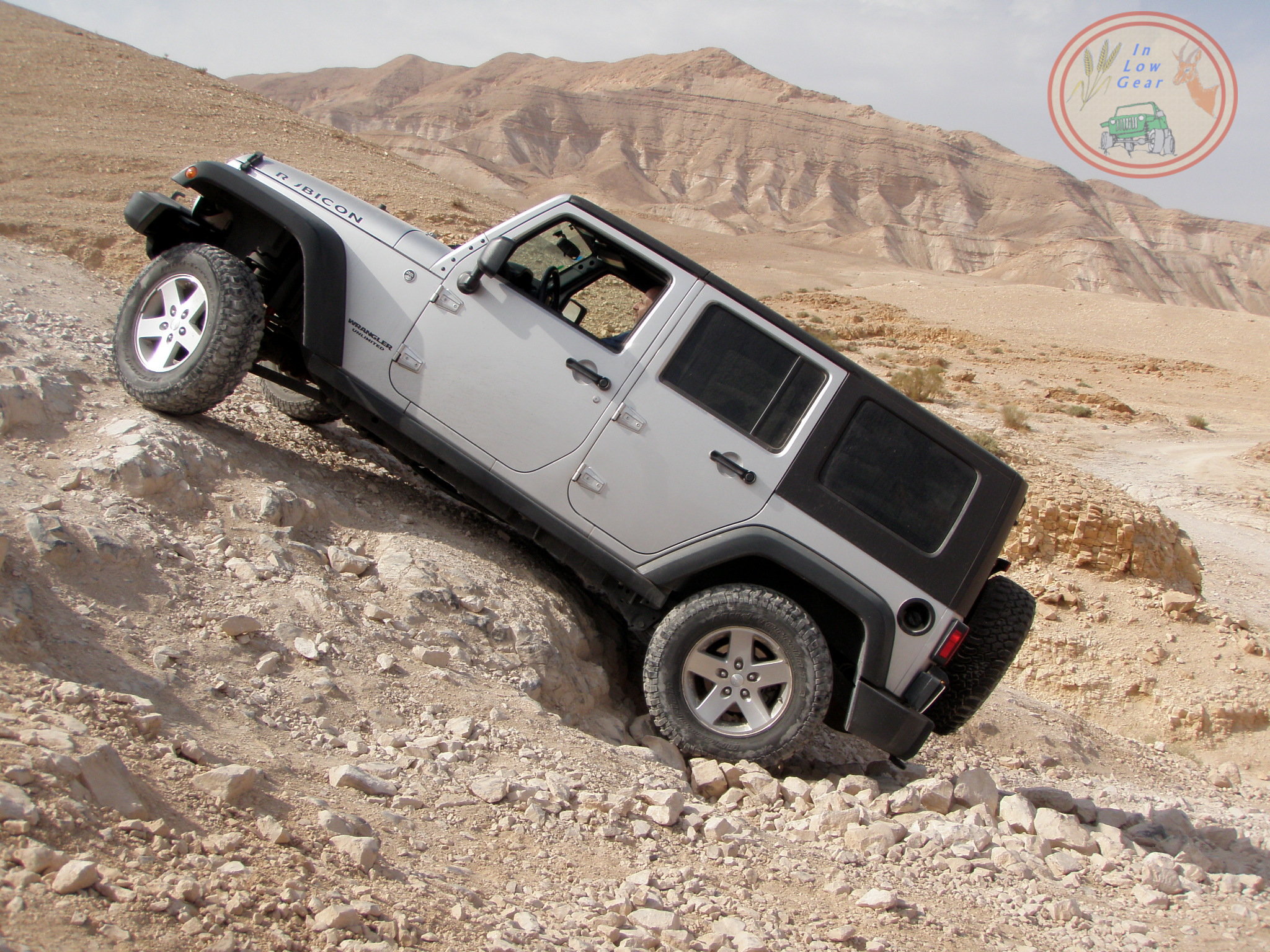 Judea desert Matsok He'etekim 4x4 adventure jeep tour