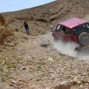 טיולי ג'יפים:חוצה דרום מדבר יהודה מערד למצוקי דרגות. Arad to Metzoke Deragot Off